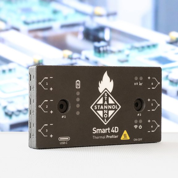 [Translate to Englisch:] Auf dem Bild ist der Smart 4D Thermal Profiler von Stannnol zu sheen. Ein kleines, rechteckiges, schwarzes Gerät mit seitlichen Anschlüssen.