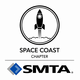 [Translate to Englisch:] Logo mit Rakete, Kreis, "Space Coast Chapter" und "SMTA" Text darunter.